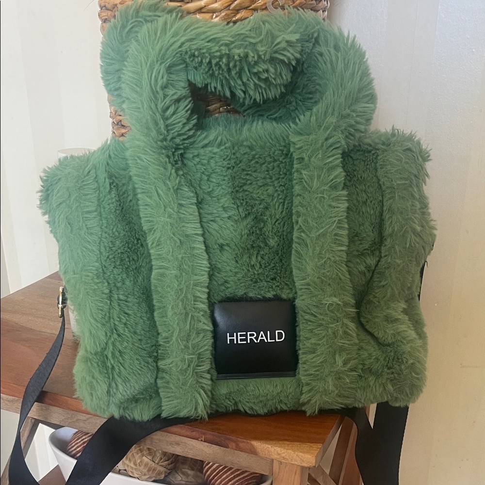 Green Faux-Fur Tote Bag
